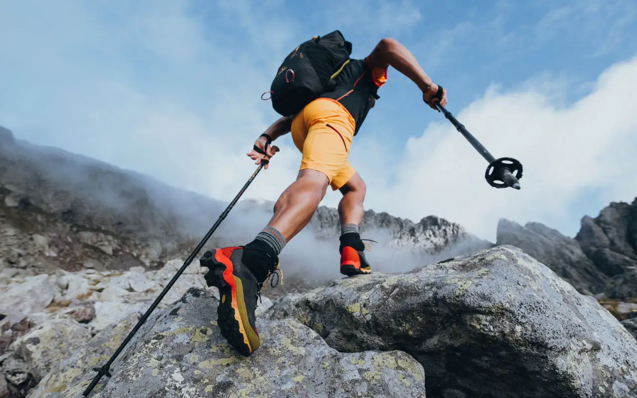 Bergschuhe für Klettersteige und felsiges Gelände bei Sport Schiestl Ramsau